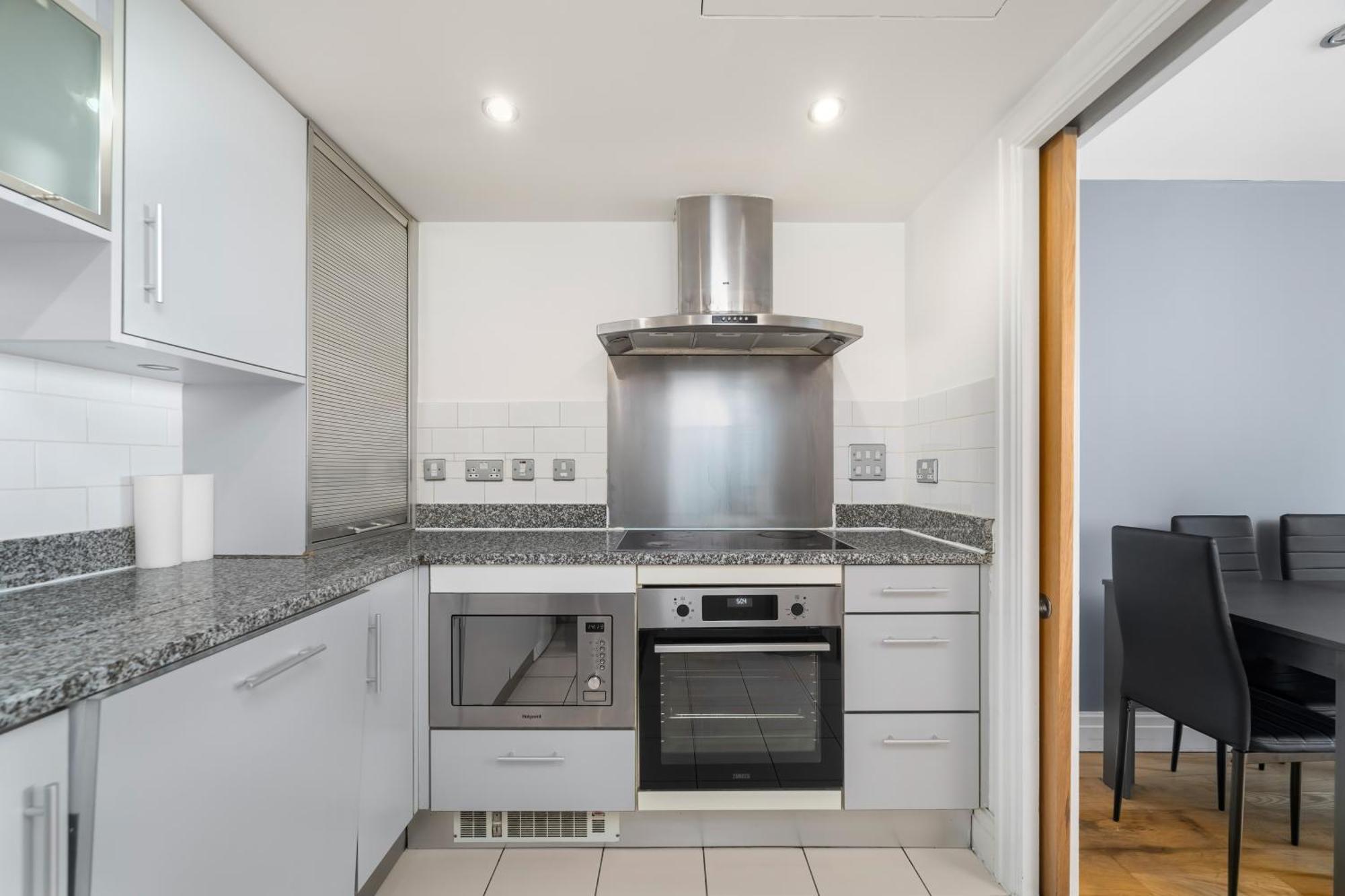 Modern Paddington Station 2 Bedroom Apartment ロンドン エクステリア 写真